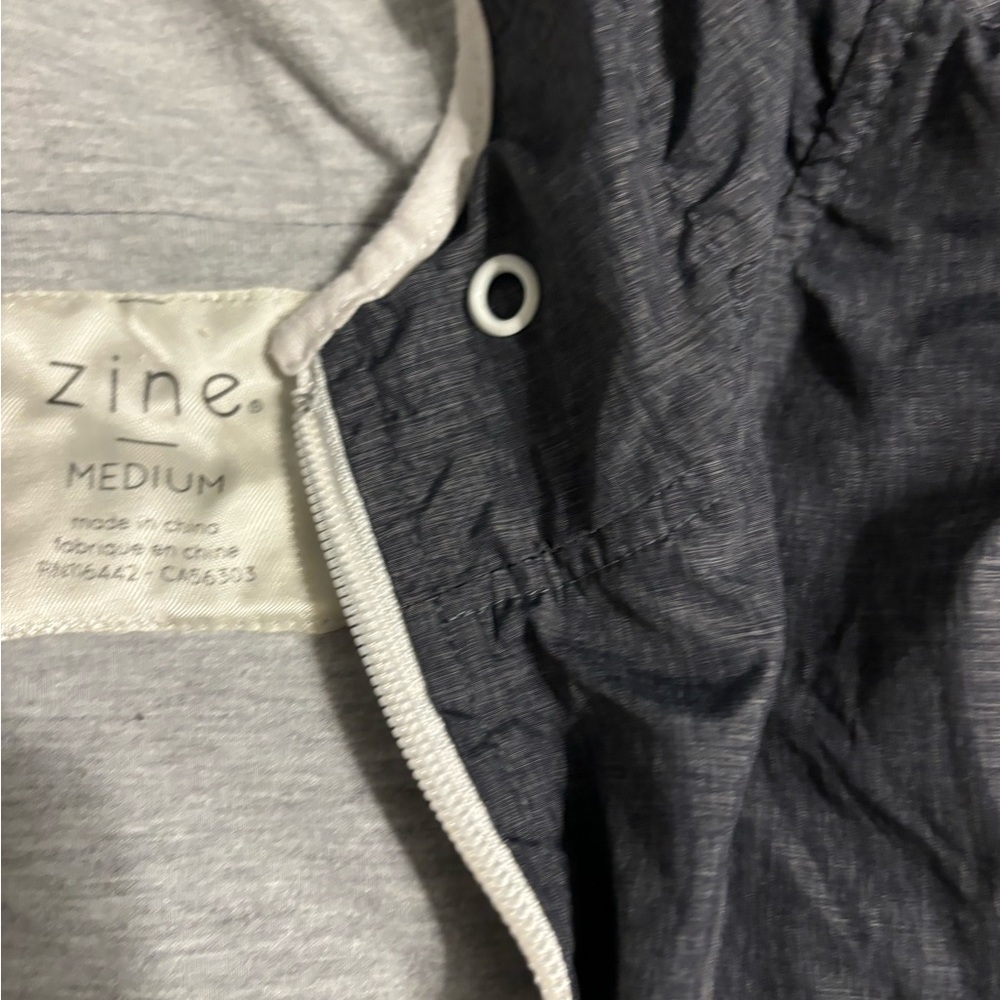 Zine Clothing Gray and Black Jacket - Picture 3 of 9
